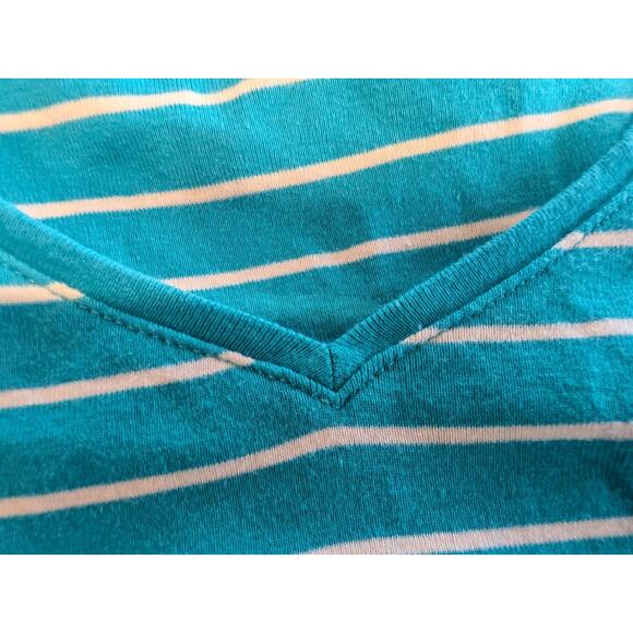 Chico's Women's TShirt Size 2 Large Blue Striped Vneck Thick Knit Tee Top EUC - Picture 9 of 9